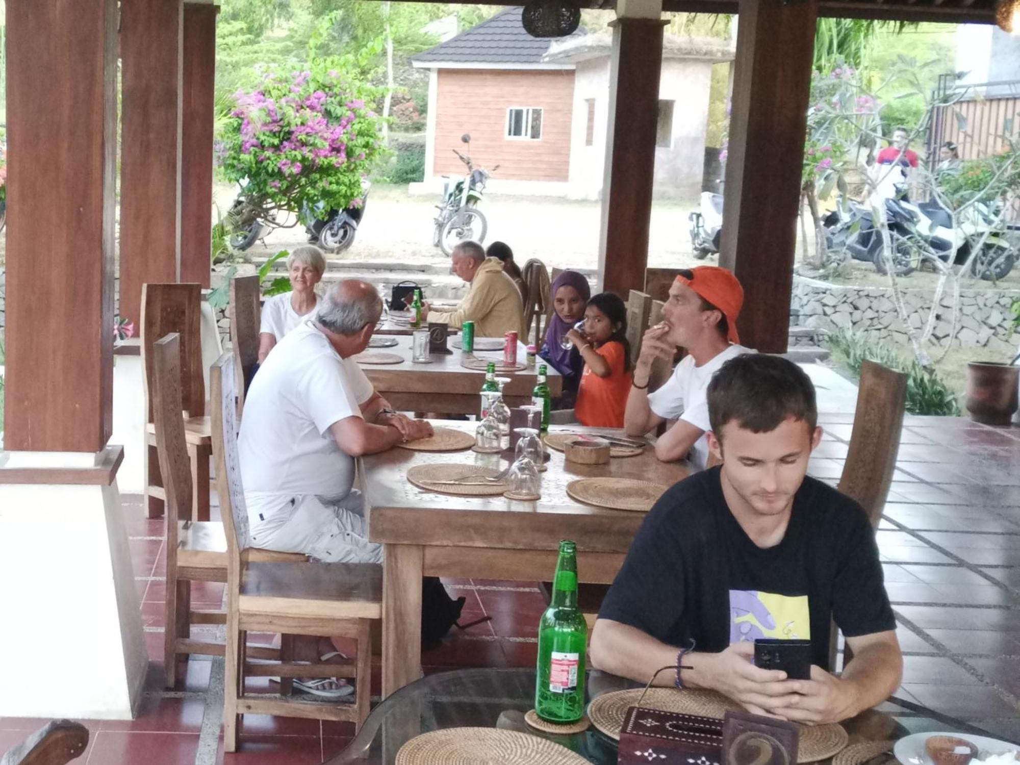 Cersen Resort Lombok Kuta  外观 照片